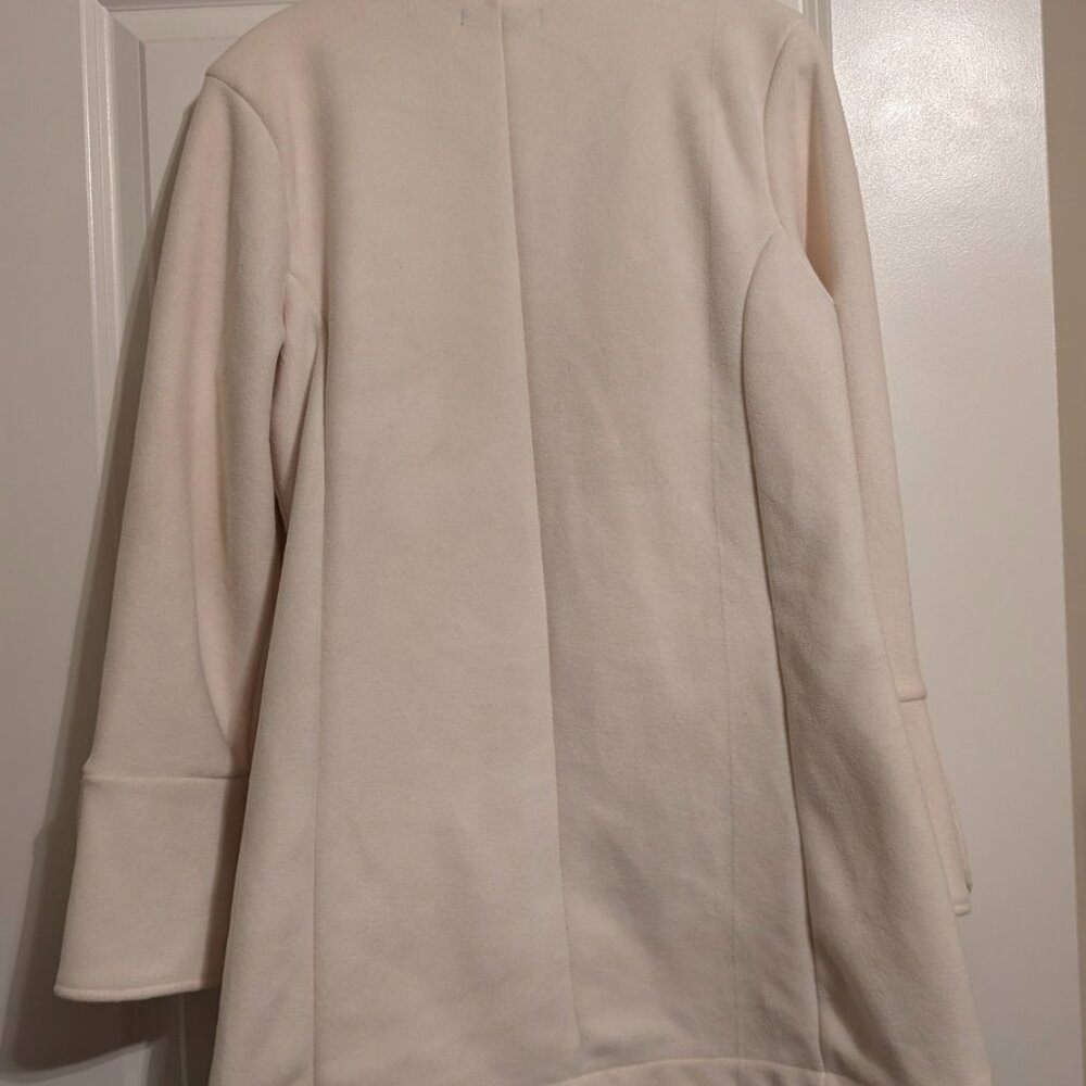 White Coat - image 3